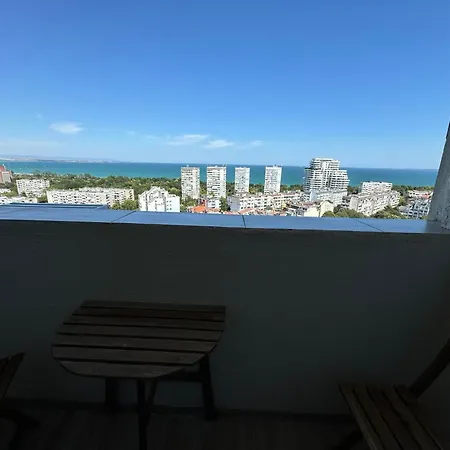 панорама лазур Apartment Burgas City